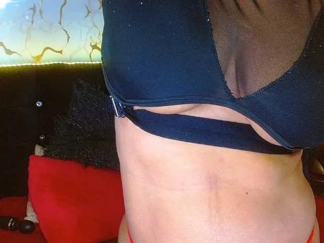 Freechat blackambar on BongaCams