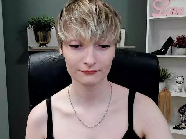 Offline BlairPlay on BongaCams