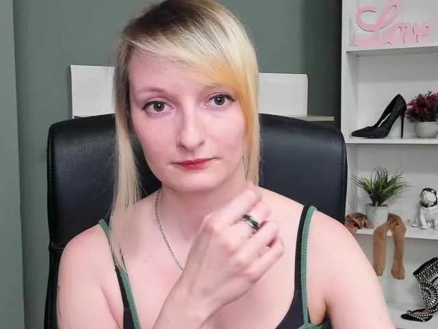 Offline BlairPlay on BongaCams