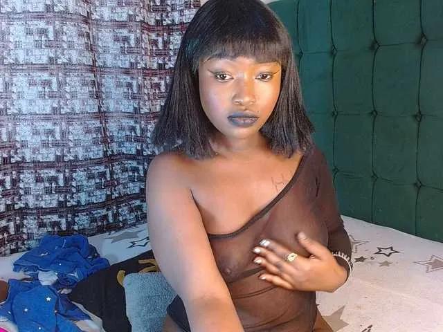 Offline Blissloves on BongaCams