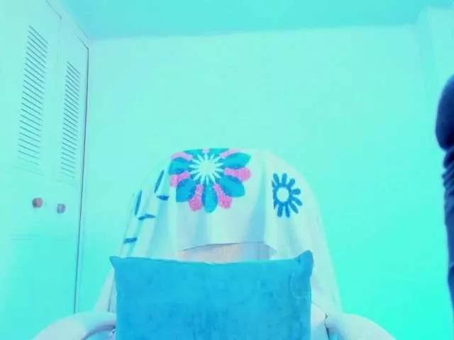 Offline CamilaFox on BongaCams