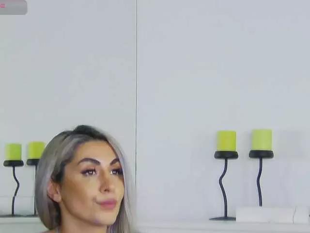 Offline CelineMeyer on BongaCams