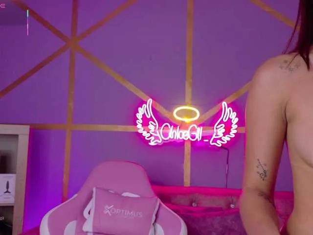 Offline Chloegil on BongaCams