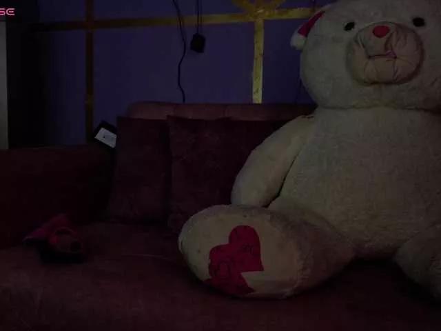 Offline Chloegil on BongaCams