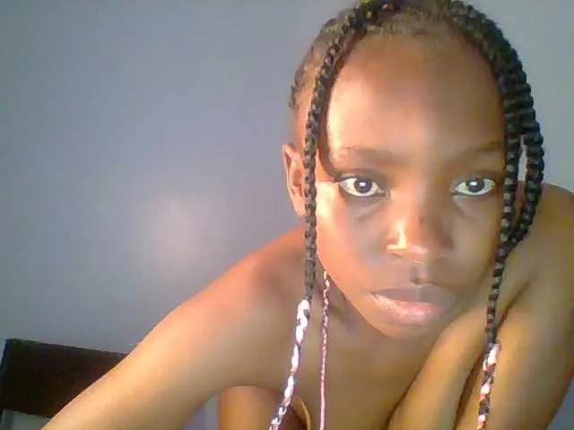 Offline chocolate-brownie on BongaCams