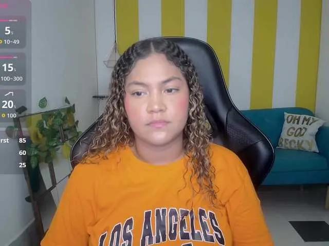 cristalwar — I like determined people, if they want something they have it and I love to please, as long as you make me feel pleased