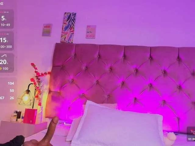 Freechat CrysttalMoon on BongaCams