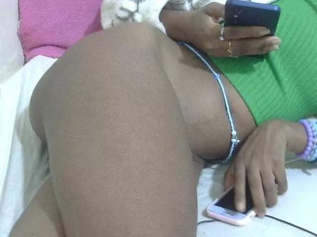 Freechat Cuteavril on BongaCams