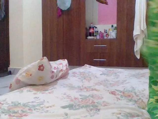 Freechat cutelizah on BongaCams