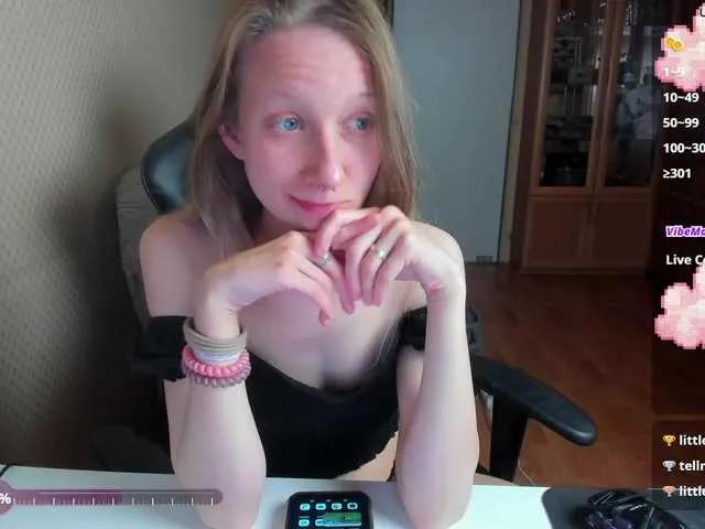 Offline cuteMila on BongaCams