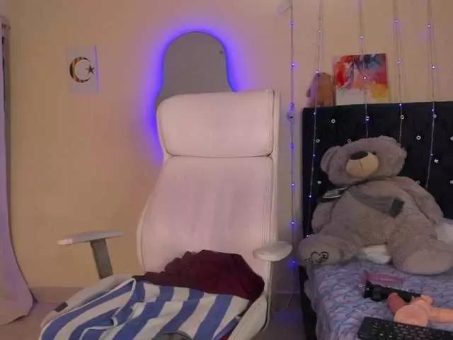 Offline Dana-Alabi on BongaCams