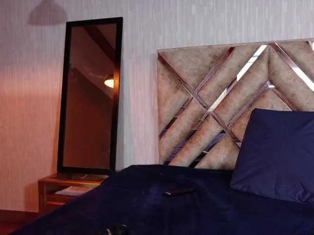 Offline Danielaa-a on BongaCams