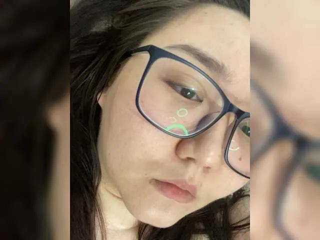 Offline DebbieLu on BongaCams