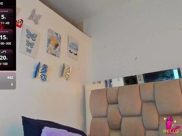 Offline ElaraQuinn on BongaCams