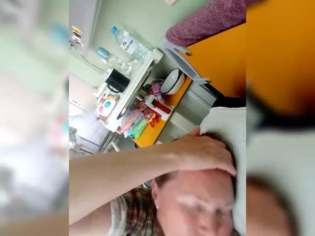 Freechat Elena565-1 on BongaCams