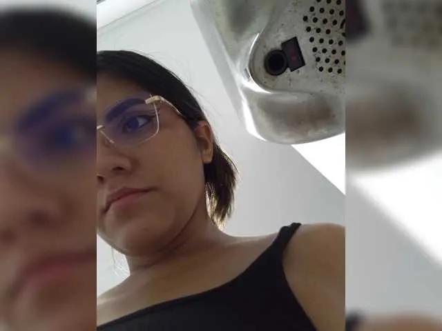 BongaCams ElizHarper is Freechat ElizHarper — I love rude and naughty guys who like to watch me touch myself and make me ask for more. Don't limit yourself honey, you'll turn my pussy on.