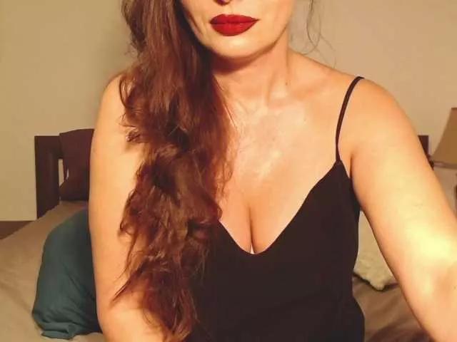 Offline ellaine on BongaCams
