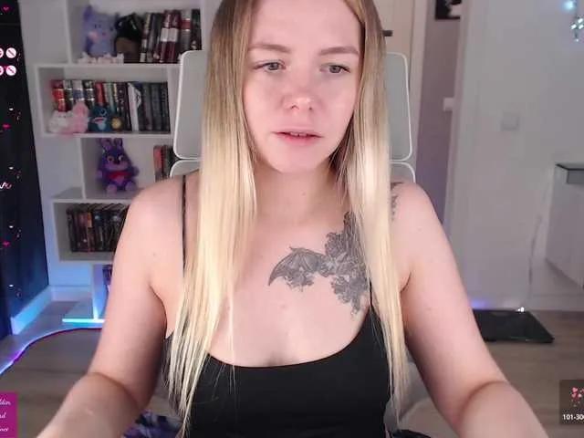 Offline EmmaBryan on BongaCams