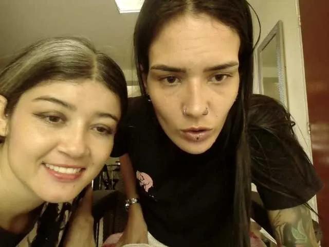 Offline emmaherby1 on BongaCams