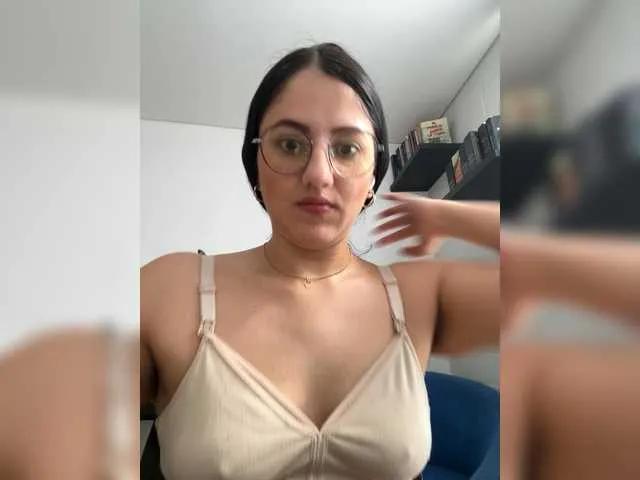 Offline EvanShell1 on BongaCams