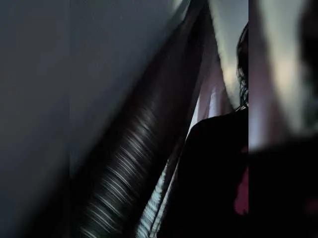 Offline EvanShell1 on BongaCams