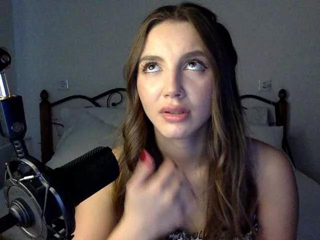 Offline Evelonelfi on BongaCams