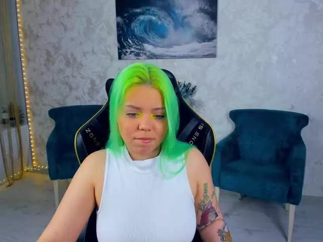 Freechat FunnyVibe on BongaCams