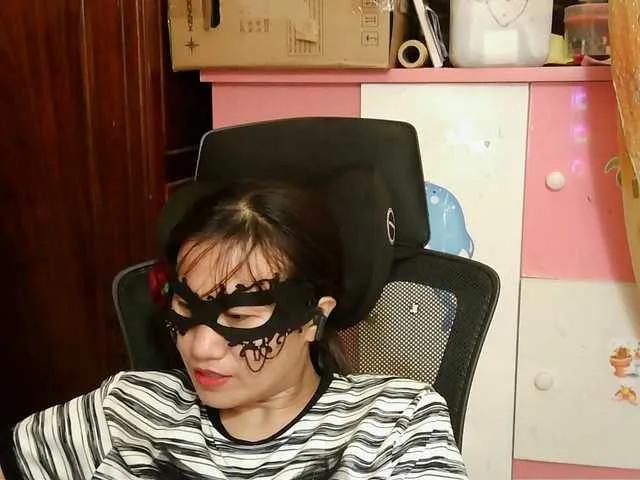 Offline girl30slutty on BongaCams