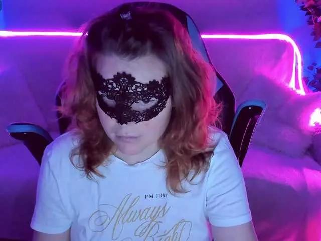 Offline GloriaGrays on BongaCams