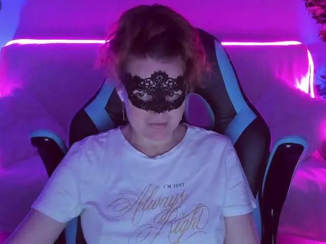 Offline GloriaGrays on BongaCams