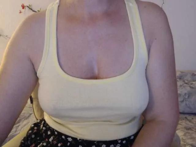 Offline goodSnowQueen on BongaCams