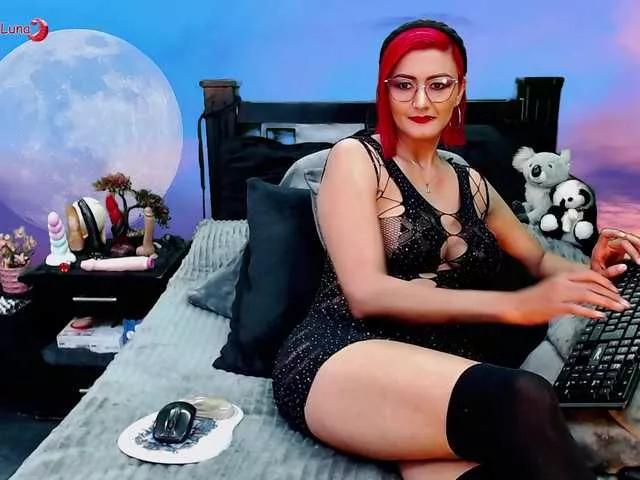 Offline Hanna-Luna on BongaCams