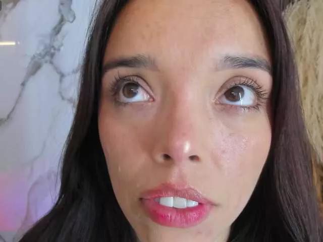 hannahill69 on BongaCams 