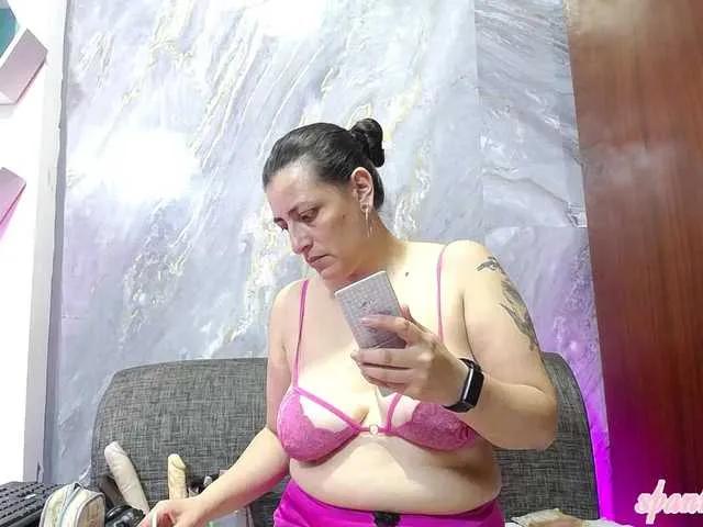 Offline Horny-juliette on BongaCams