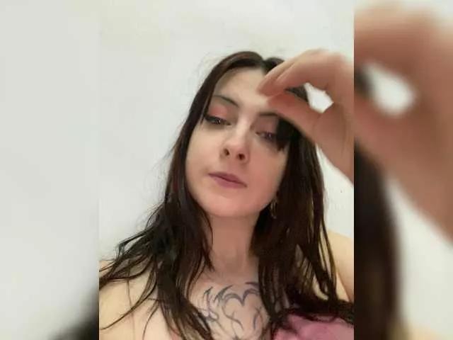 Offline IlonaSai on BongaCams