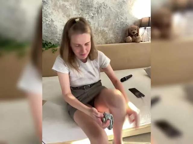 Freechat Incredible123 on BongaCams