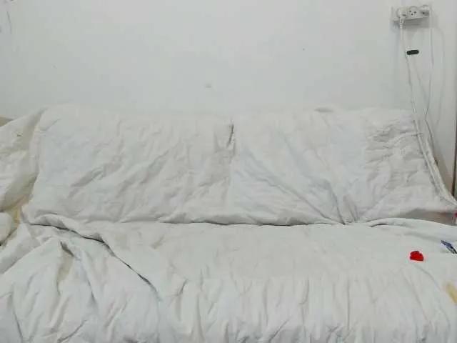 Offline IsraelyGirl on BongaCams