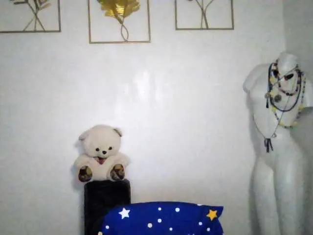 Offline jennahshampoo on BongaCams