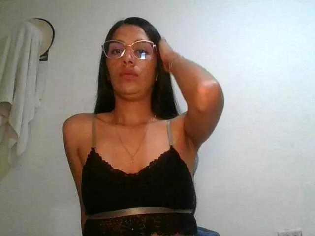 Offline JuanaBrunette on BongaCams