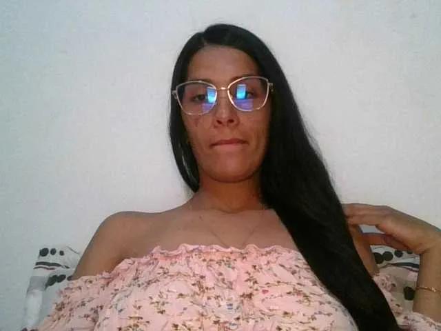 Offline JuanaBrunette on BongaCams