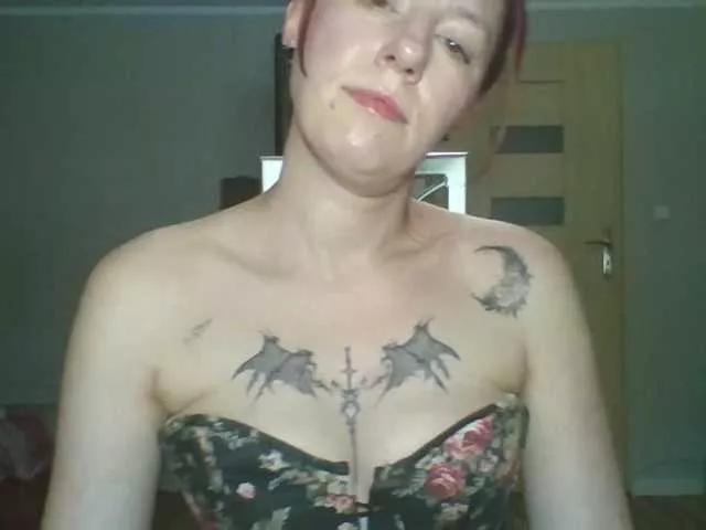 Offline JudyAmazing on BongaCams