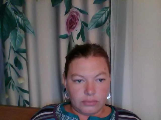 Freechat Juliamad on BongaCams