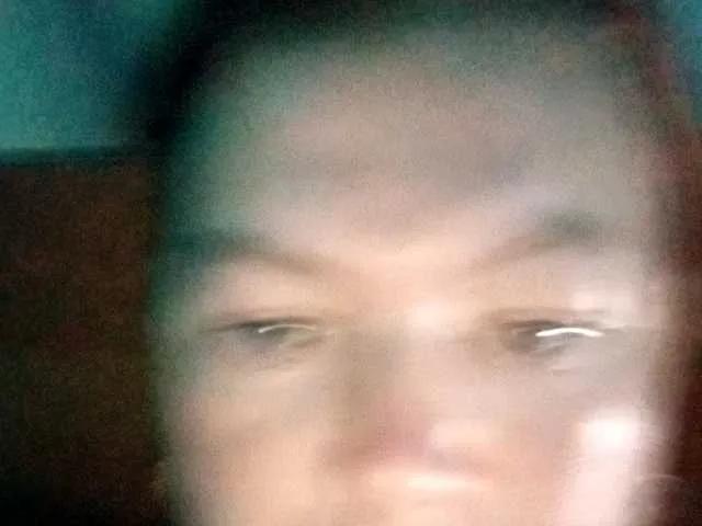 Freechat Juliamad on BongaCams