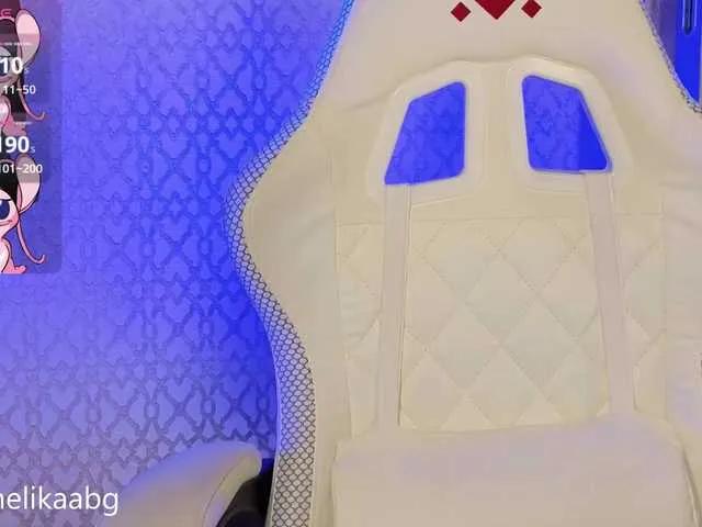 Karamelikaa on BongaCams 