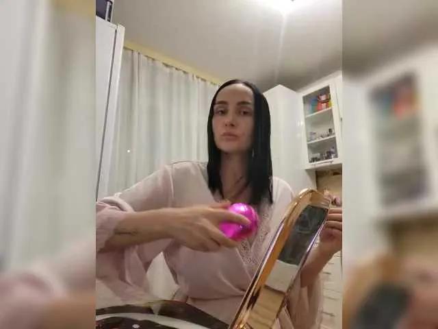 Offline KarenClark on BongaCams