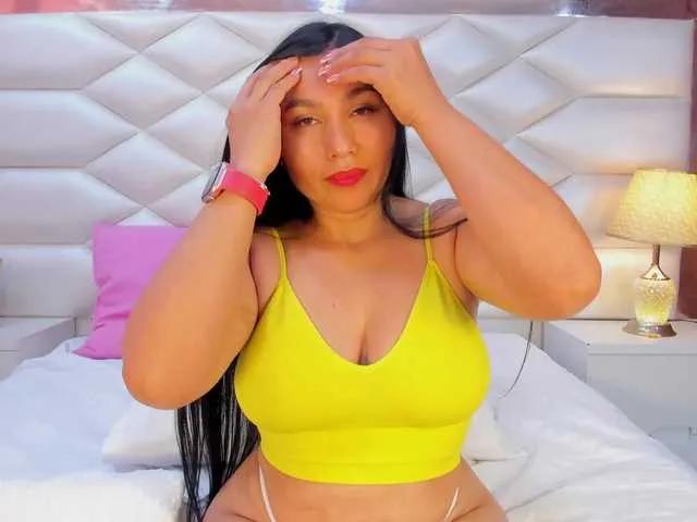 Freechat KarinaGomez on BongaCams