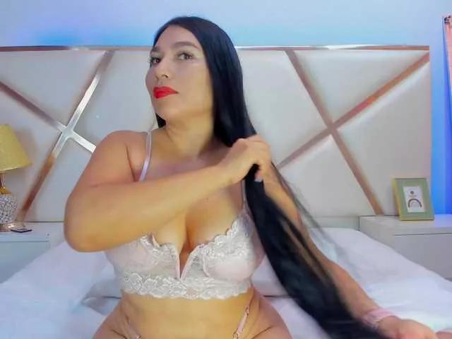 Freechat KarinaGomez on BongaCams