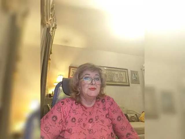 Offline KarinkaSweet on BongaCams