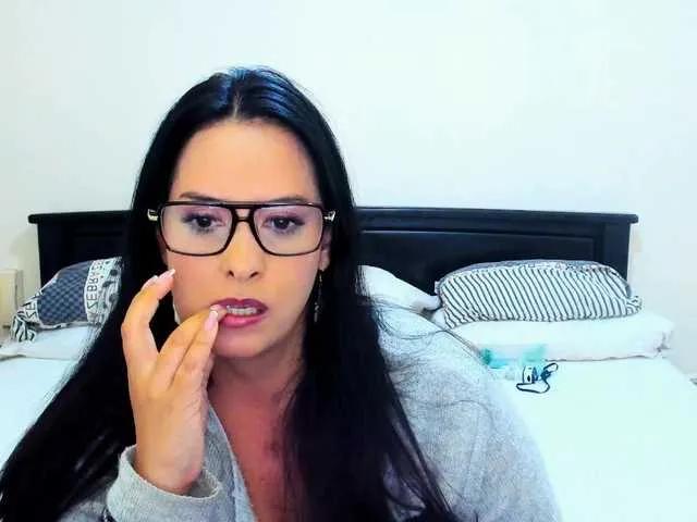 Offline katarinaa on BongaCams