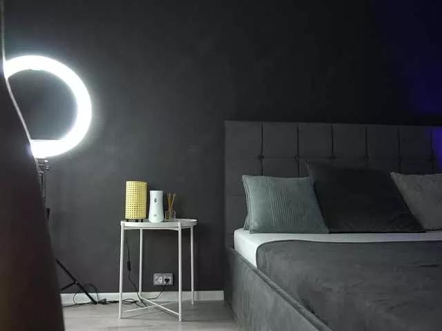 Offline KatelynSparks on BongaCams